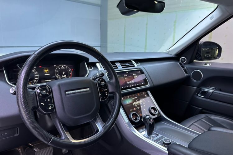 Used Land Rover Range Sport 2019 3.0 SC V6 Special Edition Interior 3