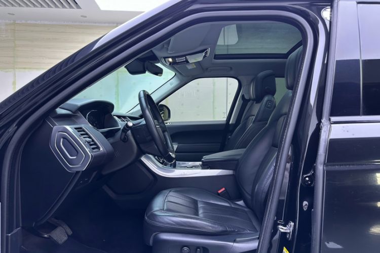 Used Land Rover Range Sport 2019 3.0 SC V6 Special Edition Interior 4
