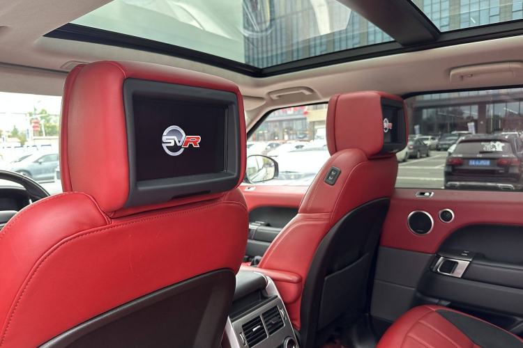 Used Land Rover Range Sport 2019 3.0 L6 HSE DYNAMIC Interior 9