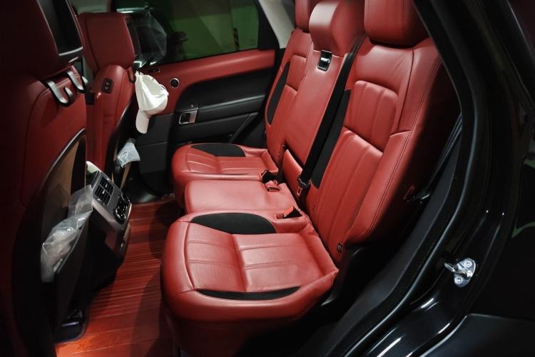 Used Land Rover Range Sport 2019 3.0 L6 HSE DYNAMIC Left Rear Seat