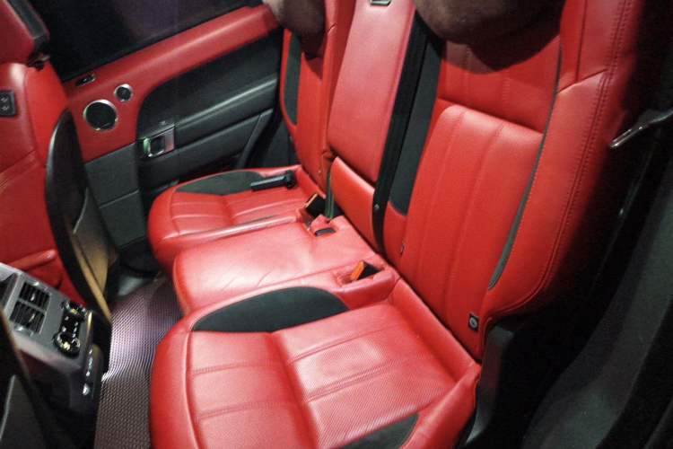 Used Land Rover Range Sport 2019 3.0 L6 HSE DYNAMIC Left Rear Seat