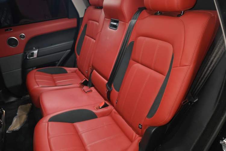 Used Land Rover Range Sport 2019 3.0 L6 HSE DYNAMIC Left Rear Seat