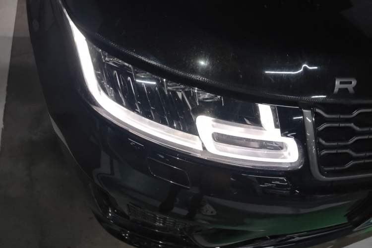 Used Land Rover Range Sport 2019 3.0 L6 HSE DYNAMIC Right Front Headlight