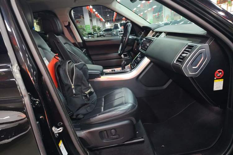 Used Land Rover Range Sport 2019 3.0 SC V6 Special Edition Right Front Seat