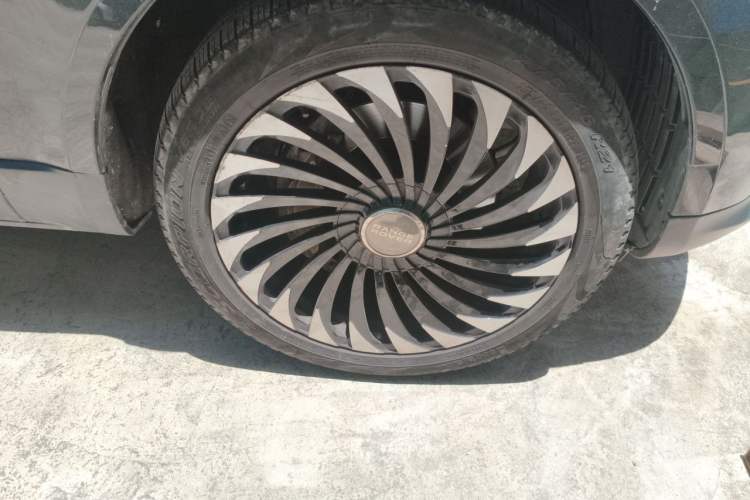 Used Land Rover Range Sport 2019 3.0 SC V6 Special Edition Right Front Wheel Hub