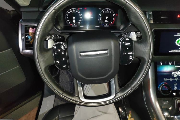 Used Land Rover Range Sport 2019 3.0 L6 HSE DYNAMIC Steering Wheel