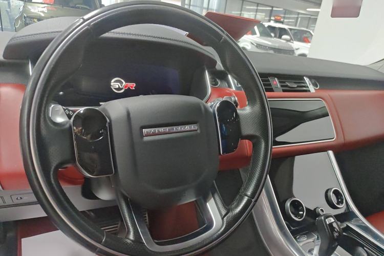Used Land Rover Range Sport 2019 3.0 L6 HSE DYNAMIC Steering Wheel