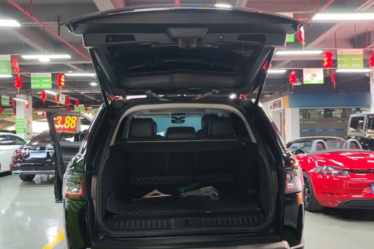 Used Land Rover Range Sport 2019 3.0 SC V6 Special Edition Trunk