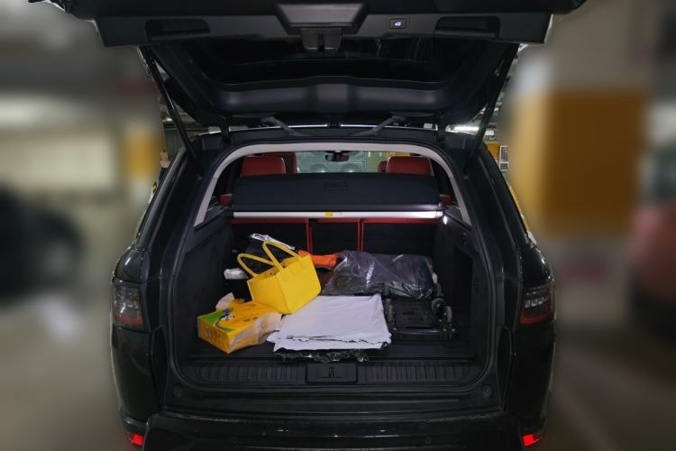 Used Land Rover Range Sport 2019 3.0 L6 HSE DYNAMIC Trunk