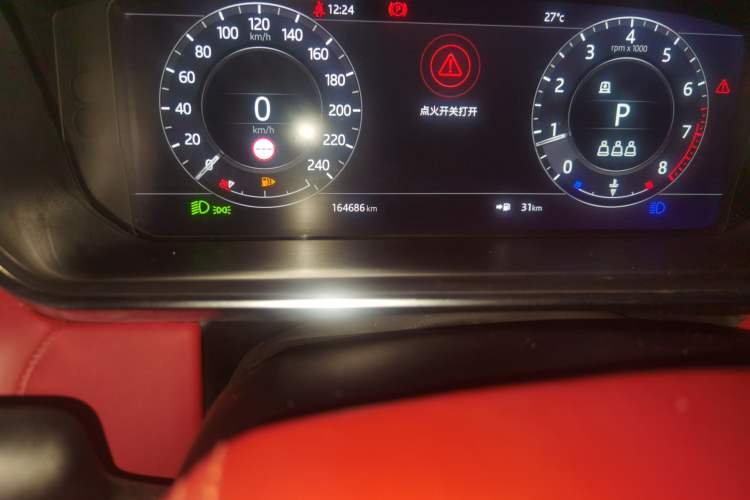Used Land Rover Range Sport 2019 3.0 L6 HSE DYNAMIC Odometer Close Up