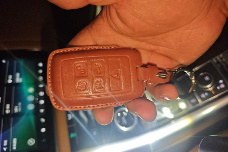 Used Land Rover Range Sport 2019 3.0 L6 HSE DYNAMIC Vehicle Key