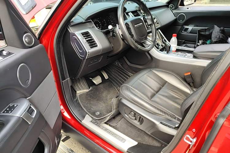 Used Land Rover Range Sport 2019 3.0 L6 HSE DYNAMIC Driver Seat