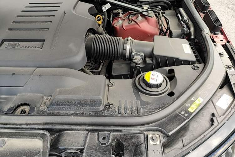 Used Land Rover Range Sport 2019 3.0 L6 HSE DYNAMIC Engine Bay Left