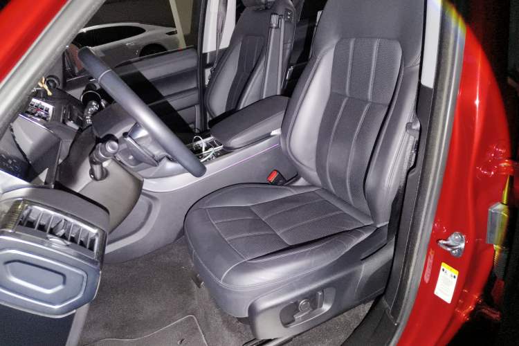 Used Land Rover Range Sport 2019 3.0 L6 HSE DYNAMIC Left Front Seat