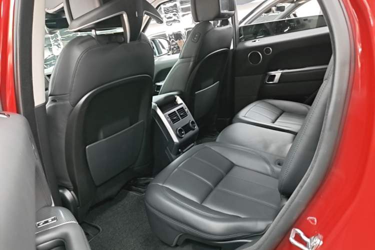 Used Land Rover Range Sport 2019 3.0 L6 HSE DYNAMIC Left Rear Seat