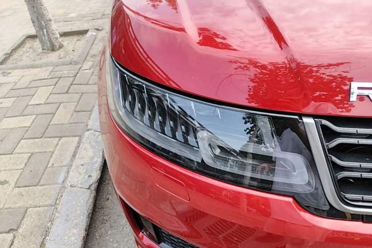 Used Land Rover Range Sport 2019 3.0 L6 HSE DYNAMIC Right Front Headlight