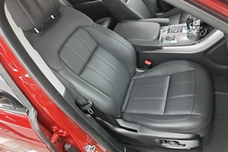 Used Land Rover Range Sport 2019 3.0 L6 HSE DYNAMIC Right Front Seat