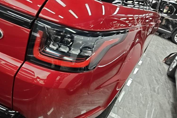 Used Land Rover Range Sport 2019 3.0 L6 HSE DYNAMIC Right Rear Taillight