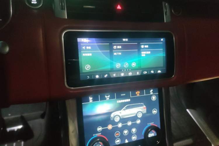 Used Land Rover Range Sport 2019 3.0 SC V6 HSE DYNAMIC Audio And AC Panel