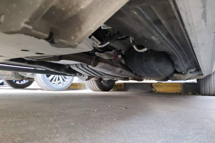 Used Land Rover Range Sport 2019 3.0 L6 HSE DYNAMIC Chassis Front Left