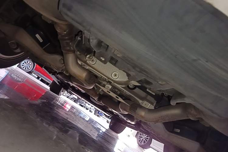 Used Land Rover Range Sport 2019 3.0 L6 HSE DYNAMIC Chassis Rear