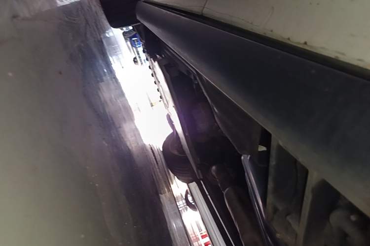 Used Land Rover Range Sport 2019 3.0 L6 HSE DYNAMIC Chassis Rear Left