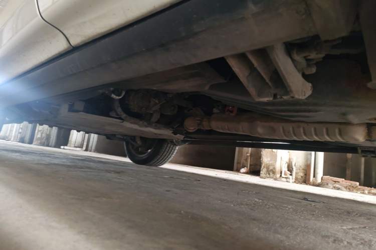 Used Land Rover Range Sport 2019 3.0 L6 HSE DYNAMIC Chassis Rear Left