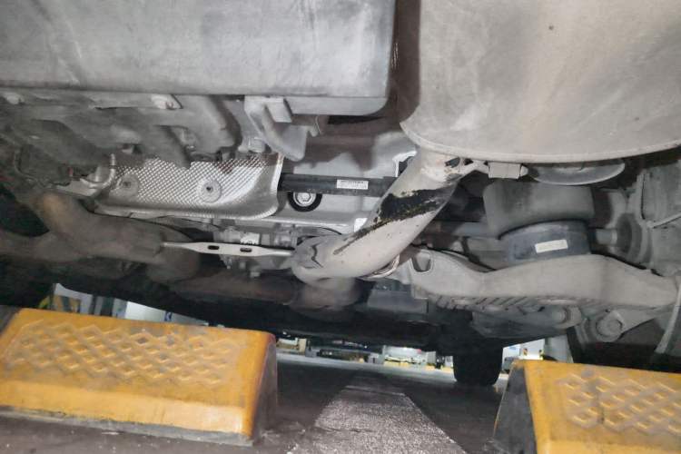 Used Land Rover Range Sport 2019 3.0 L6 SE Chassis Rear