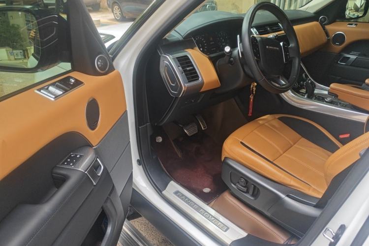 Used Land Rover Range Sport 2019 3.0 L6 HSE DYNAMIC Driver Seat