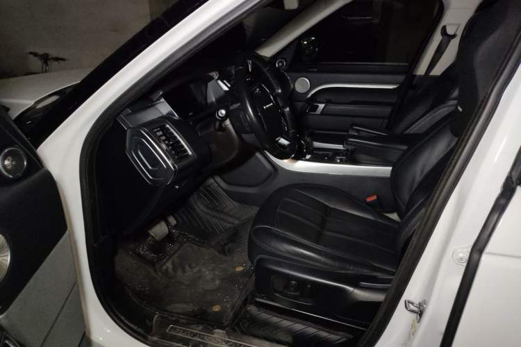 Used Land Rover Range Sport 2019 3.0 SC V6 Special Edition Driver Seat