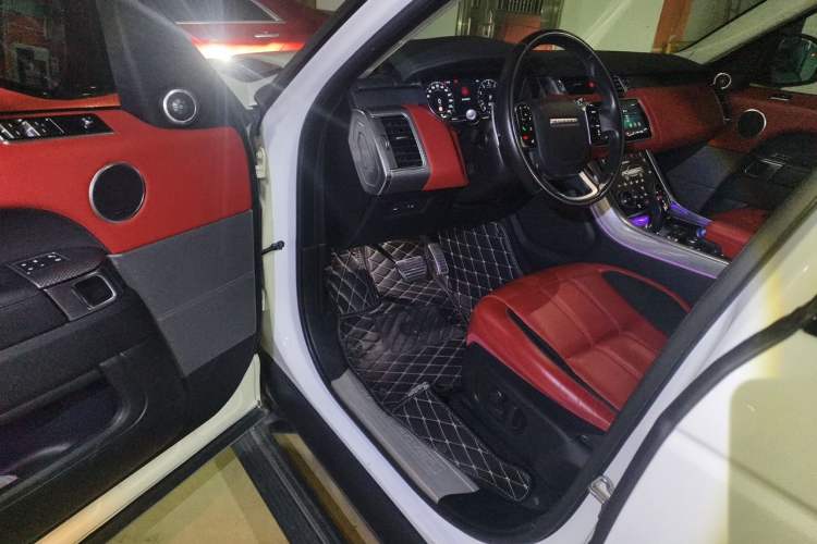 Used Land Rover Range Sport 2019 3.0 L6 HSE DYNAMIC Driver Seat