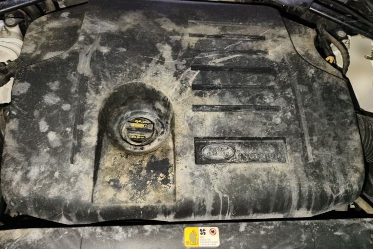 Used Land Rover Range Sport 2019 3.0 L6 HSE DYNAMIC Engine Bay