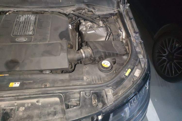 Used Land Rover Range Sport 2019 3.0 SC V6 HSE DYNAMIC Engine Bay Left