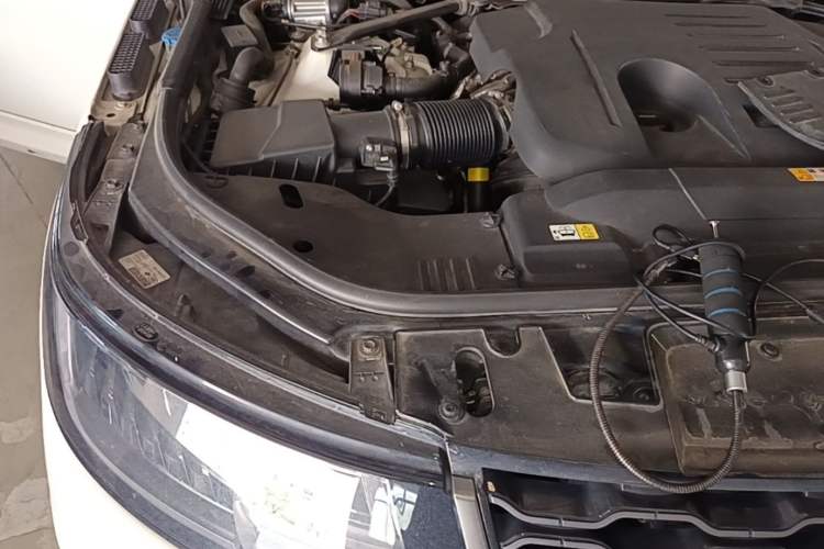 Used Land Rover Range Sport 2019 3.0 L6 HSE DYNAMIC Engine Bay Right