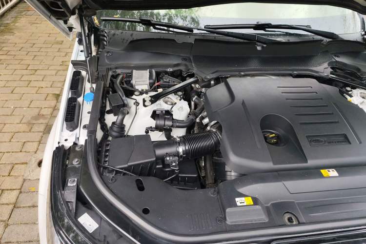 Used Land Rover Range Sport 2019 3.0 L6 HSE DYNAMIC Engine Bay Right