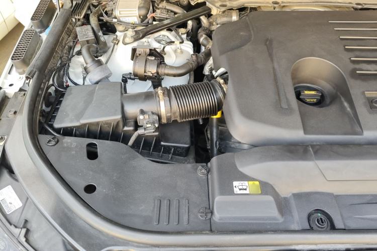 Used Land Rover Range Sport 2019 3.0 L6 HSE DYNAMIC Engine Bay Right