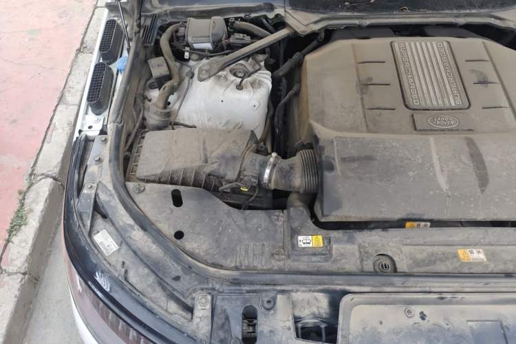 Used Land Rover Range Sport 2019 3.0 SC V6 Special Edition Engine Bay Right
