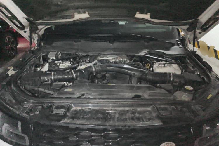 Used Land Rover Range Sport 2019 3.0 L6 SE Engine Bay