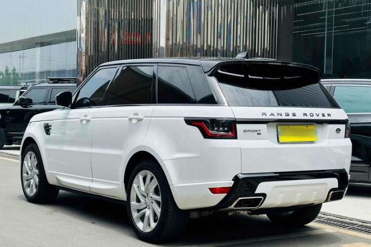 Used Land Rover Range Sport 2019 3.0 L6 HSE DYNAMIC Exterior 4