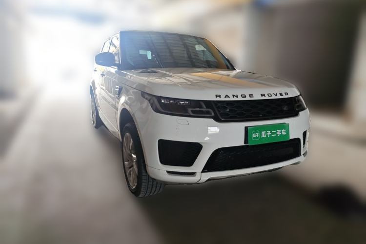 Used Land Rover Range Sport 2019 3.0 L6 HSE DYNAMIC Front Right 45 Deg