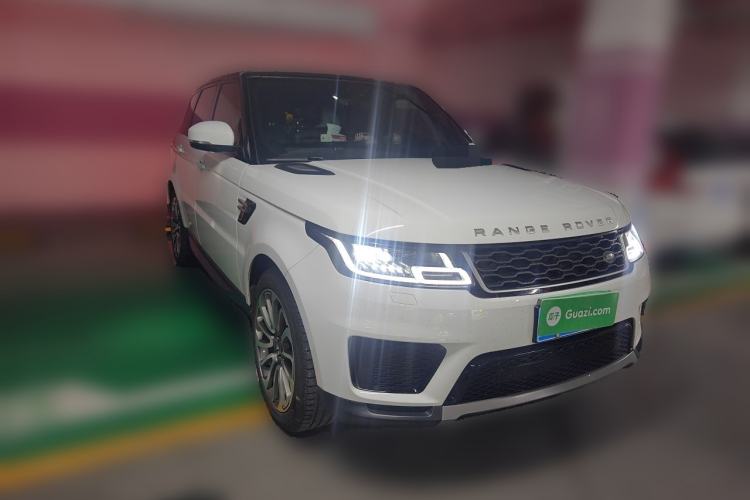 Used Land Rover Range Sport 2019 3.0 L6 SE Front Right 45 Deg