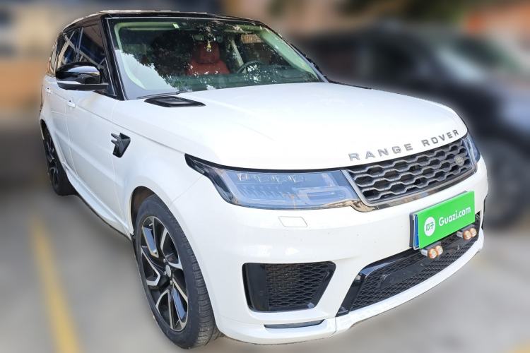 Used Land Rover Range Sport 2019 3.0 L6 HSE DYNAMIC Front Right 45 Deg