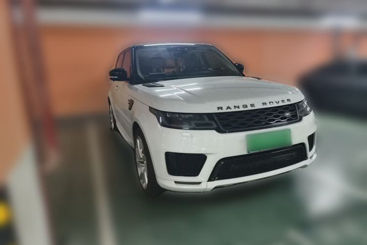 Used Land Rover Range Sport 2019 3.0 L6 HSE DYNAMIC Front Right 45 Deg