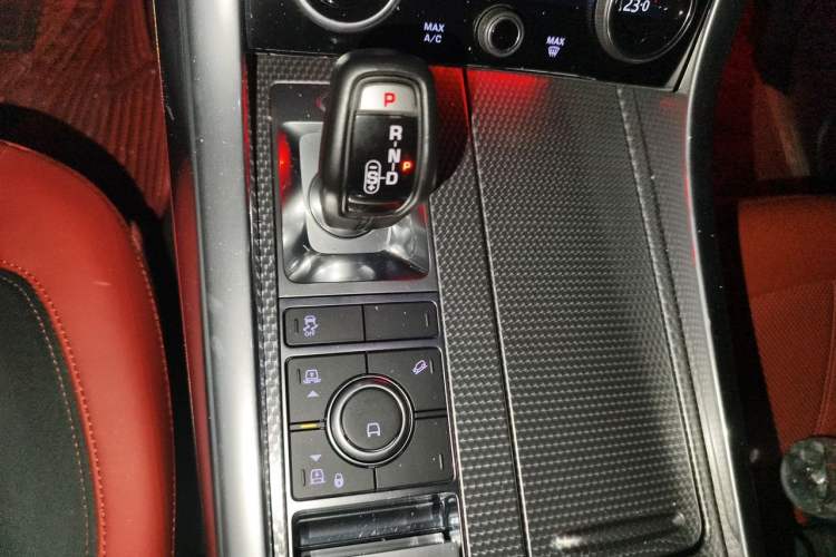 Used Land Rover Range Sport 2019 3.0 L6 HSE DYNAMIC Gear Lever