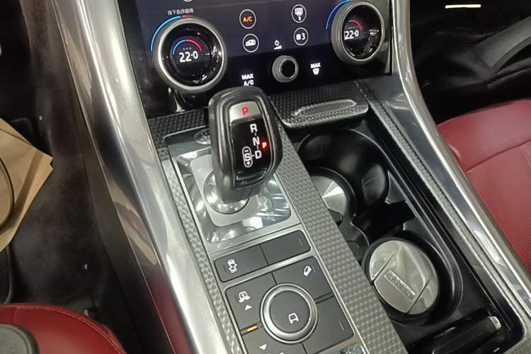 Used Land Rover Range Sport 2019 3.0 SC V6 HSE DYNAMIC Gear Lever
