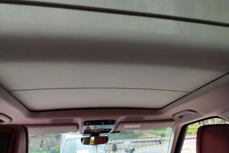 Used Land Rover Range Sport 2019 3.0 L6 HSE DYNAMIC Headliner