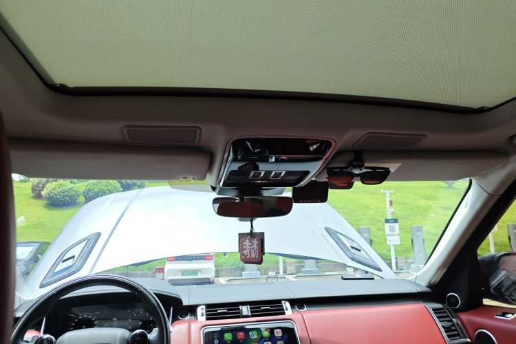 Used Land Rover Range Sport 2019 3.0 L6 HSE DYNAMIC Headliner