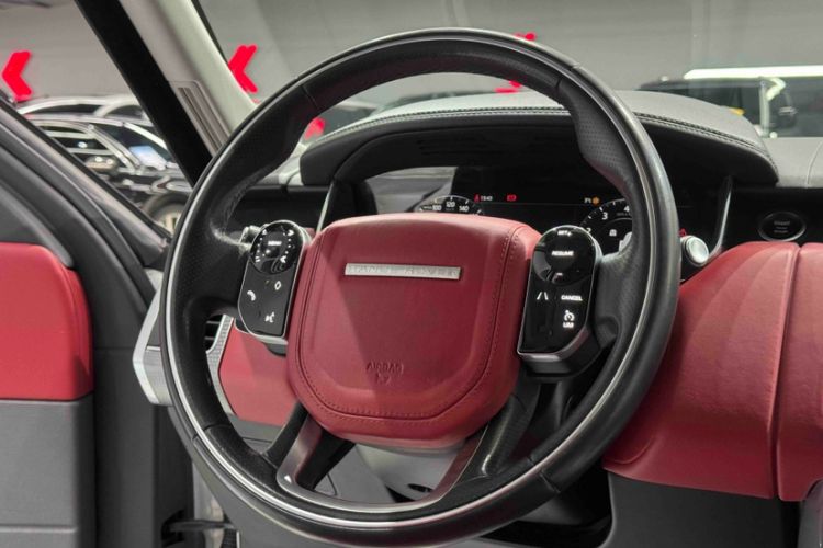Used Land Rover Range Sport 2019 3.0 L6 HSE DYNAMIC Interior 10