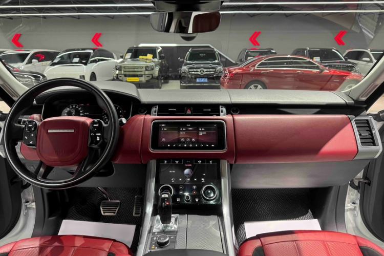 Used Land Rover Range Sport 2019 3.0 L6 HSE DYNAMIC Interior 2
