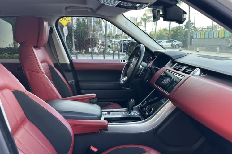 Used Land Rover Range Sport 2019 3.0 SC V6 HSE DYNAMIC Interior 2